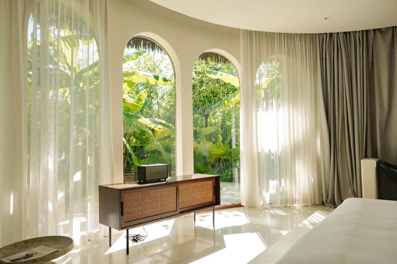 Luxury office interior for financial strategy